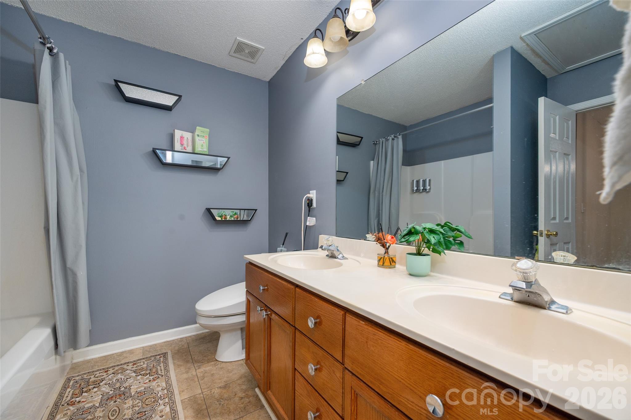 Glenwater at University Place - Residential