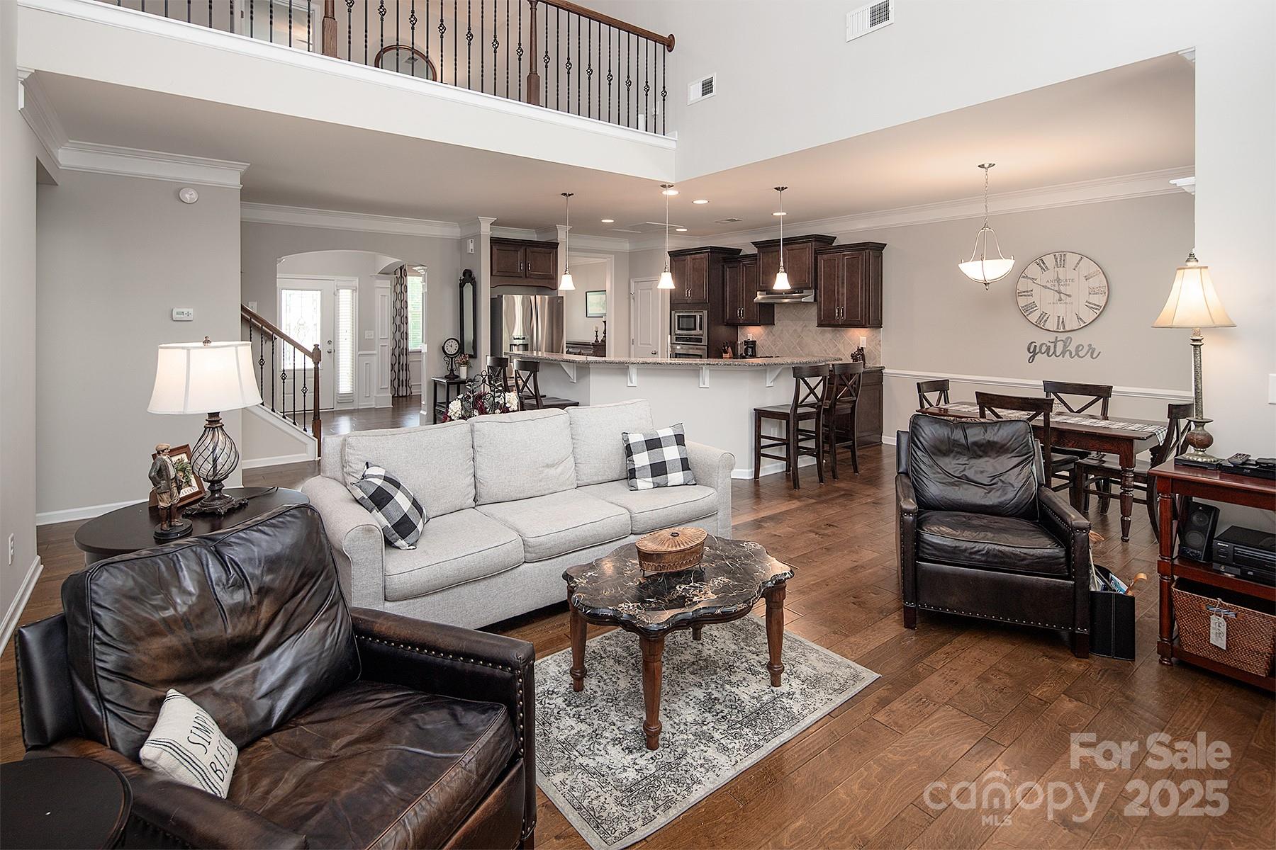 512 Rosebush Lane