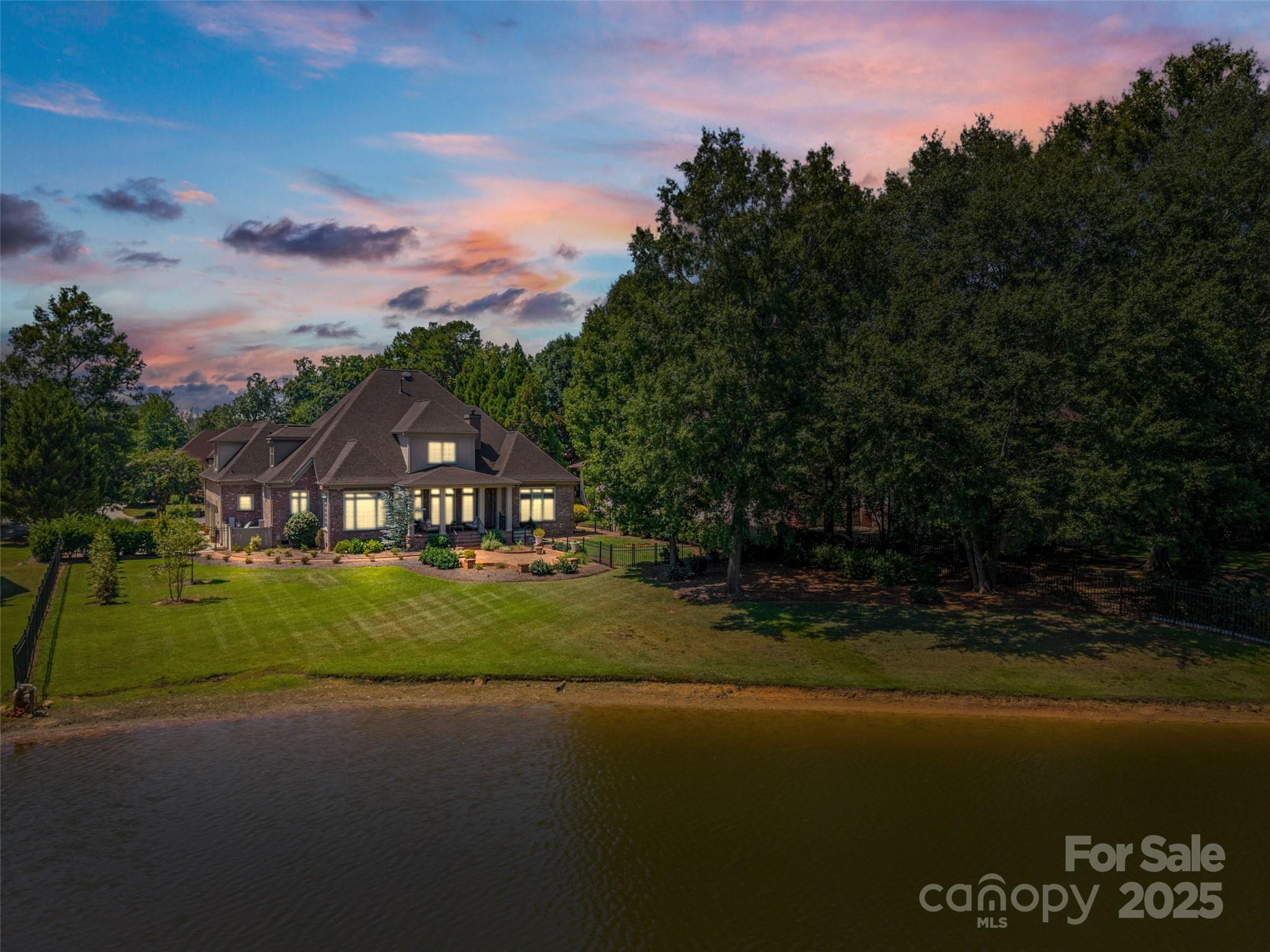 1826 Landry Lane