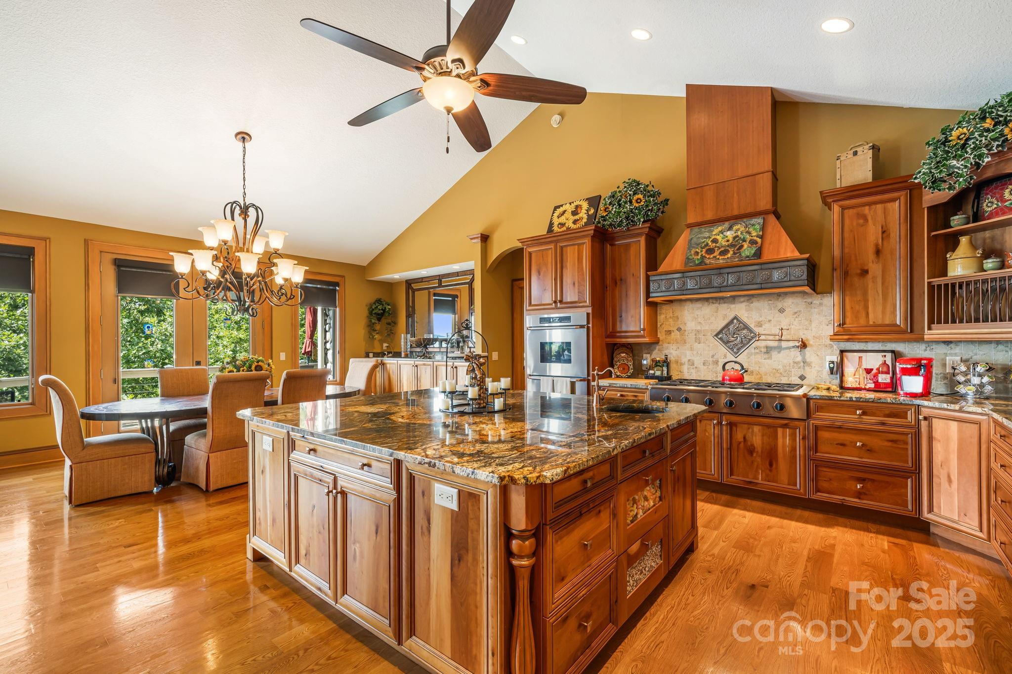 3527 Cummings Cove Parkway