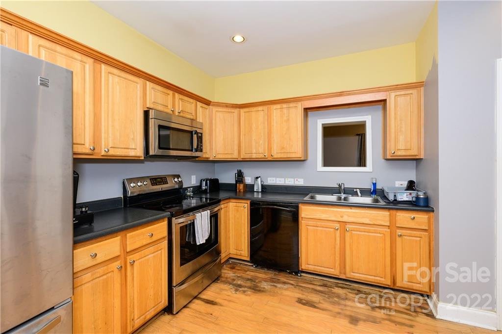 Adare Townhomes - Residential