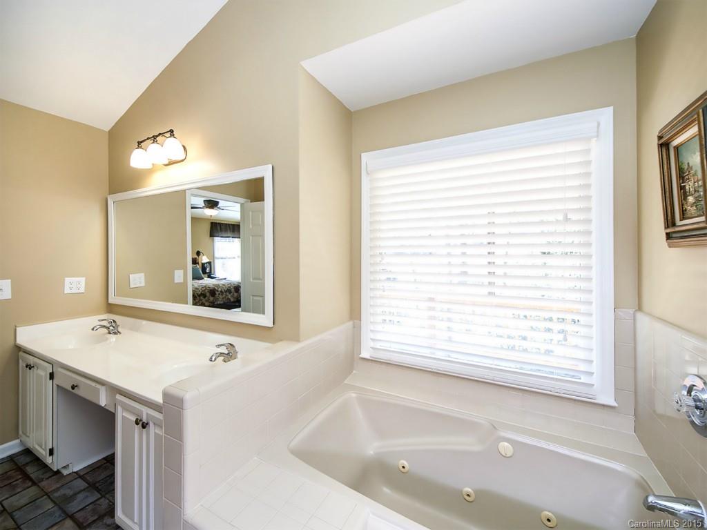 Tega Cay - Residential