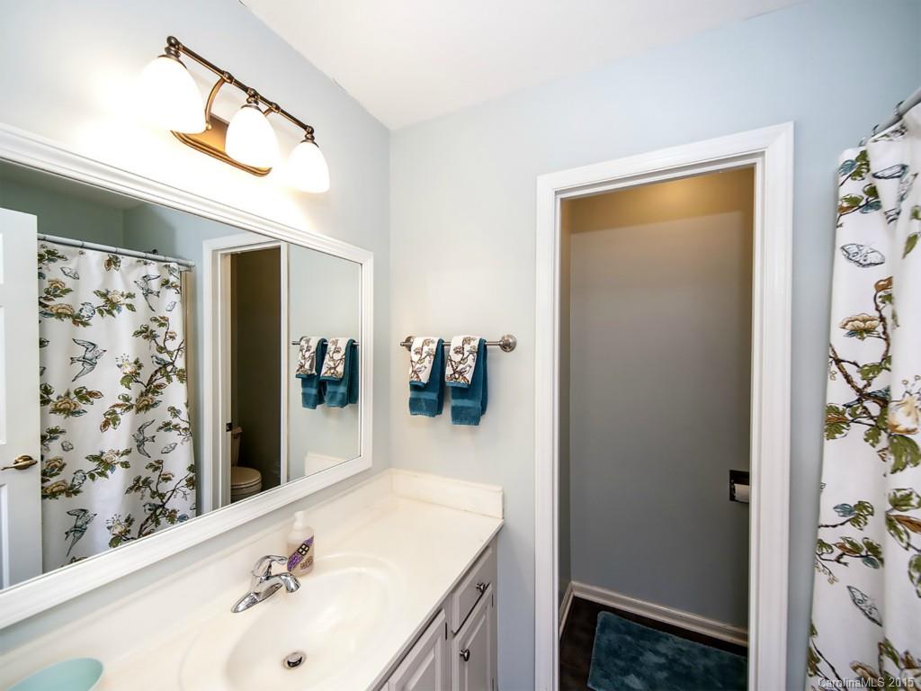 Tega Cay - Residential