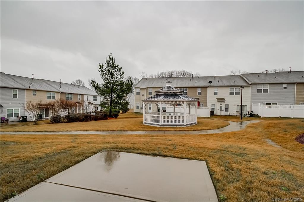 Charlotte Pines - Residential