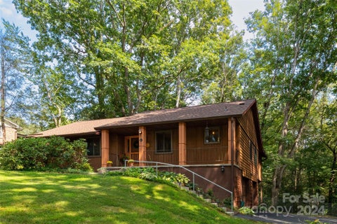 Photo for 6 Tree Haven Drive