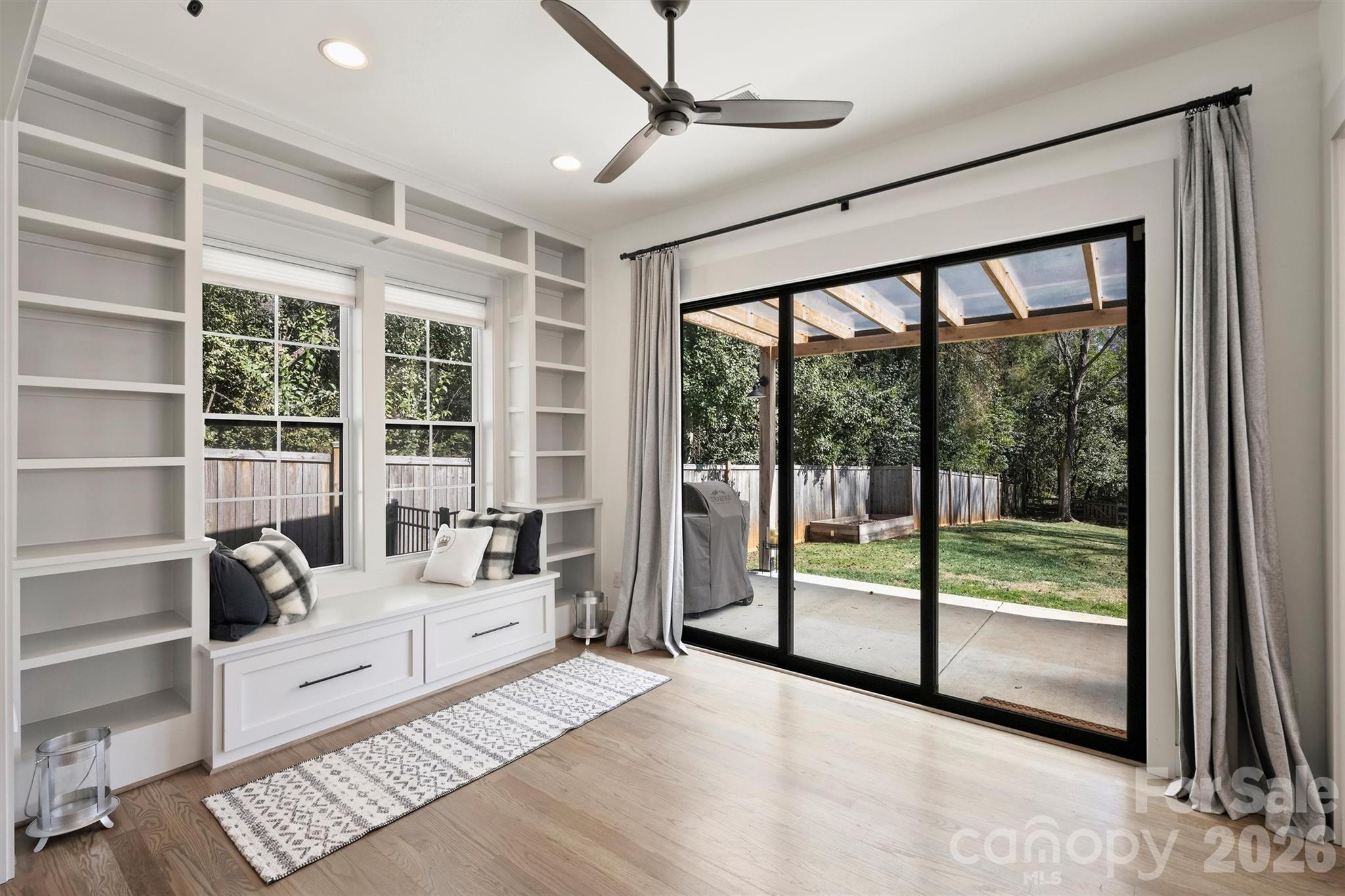 Commonwealth Park - Residential