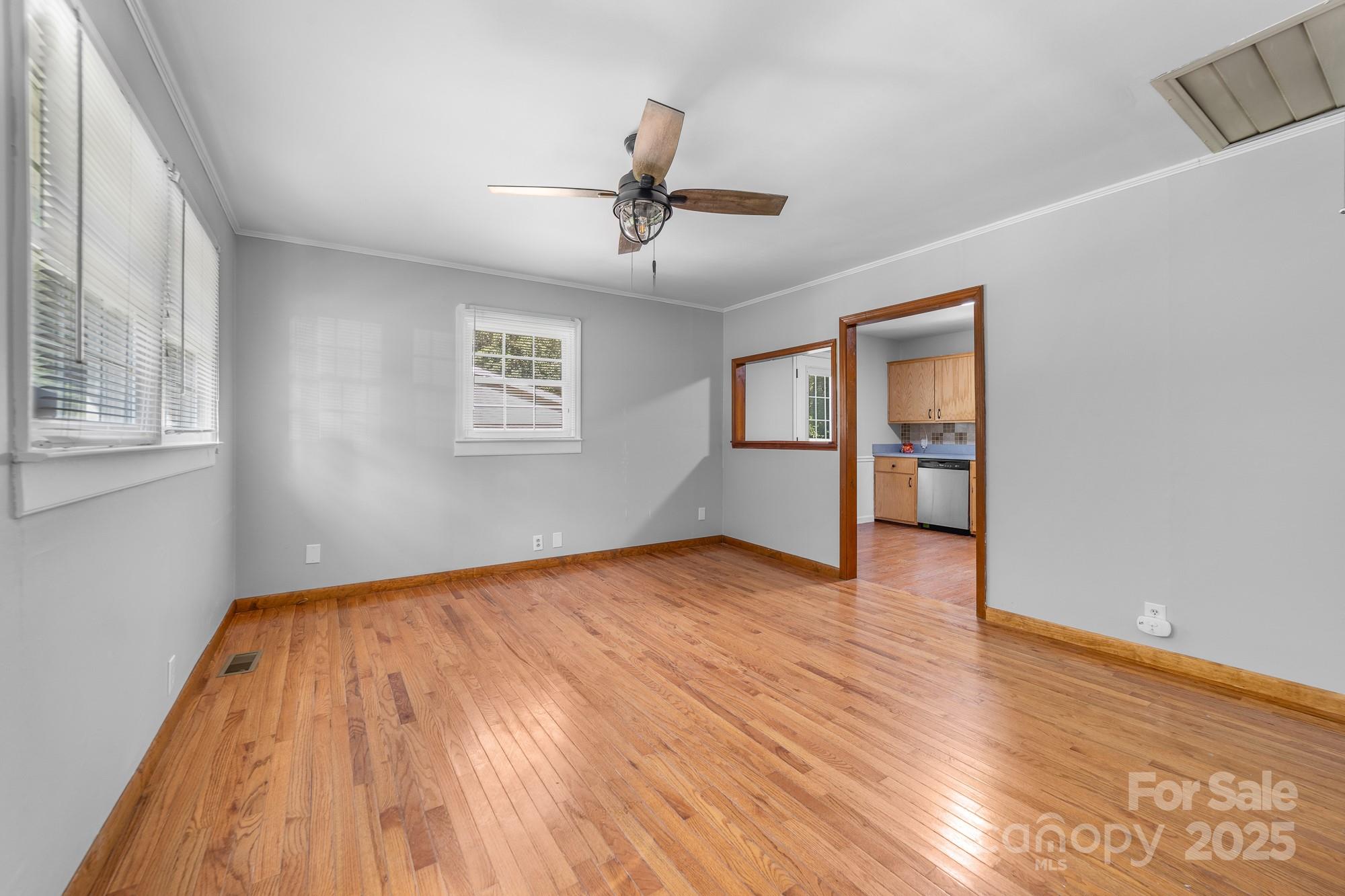 806 Dogwood Drive