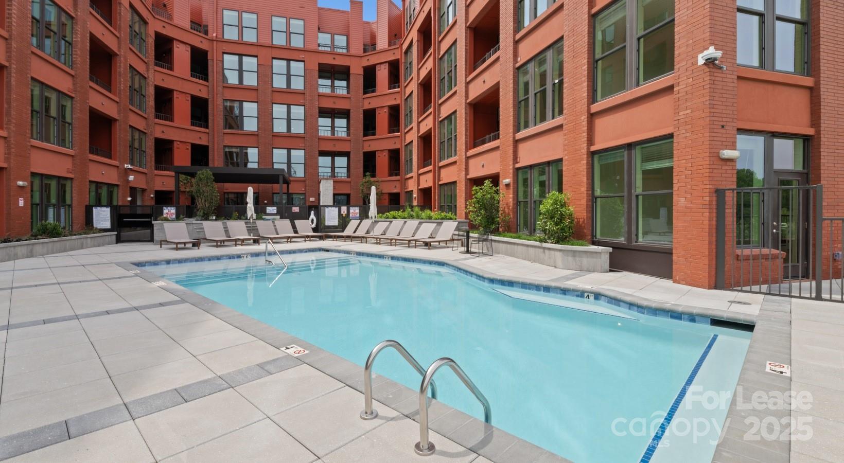 Charlotte, North Carolina 28206, United States, 2 Bedrooms Bedrooms, ,2 BathroomsBathrooms,Residential,Active,129595