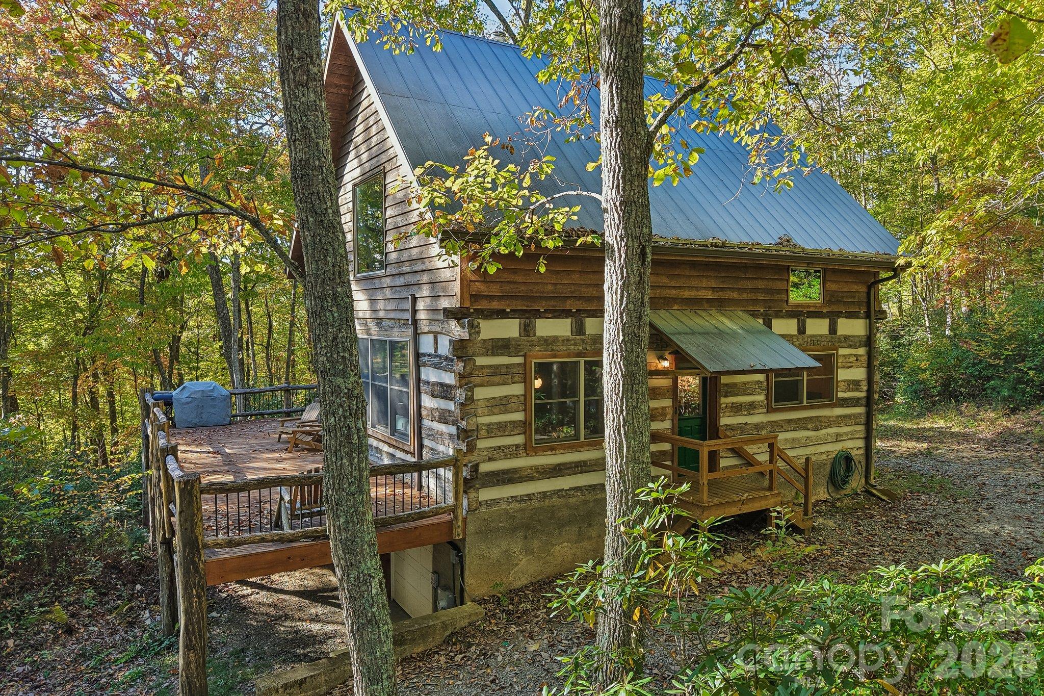 755 Hollyberry Lane
