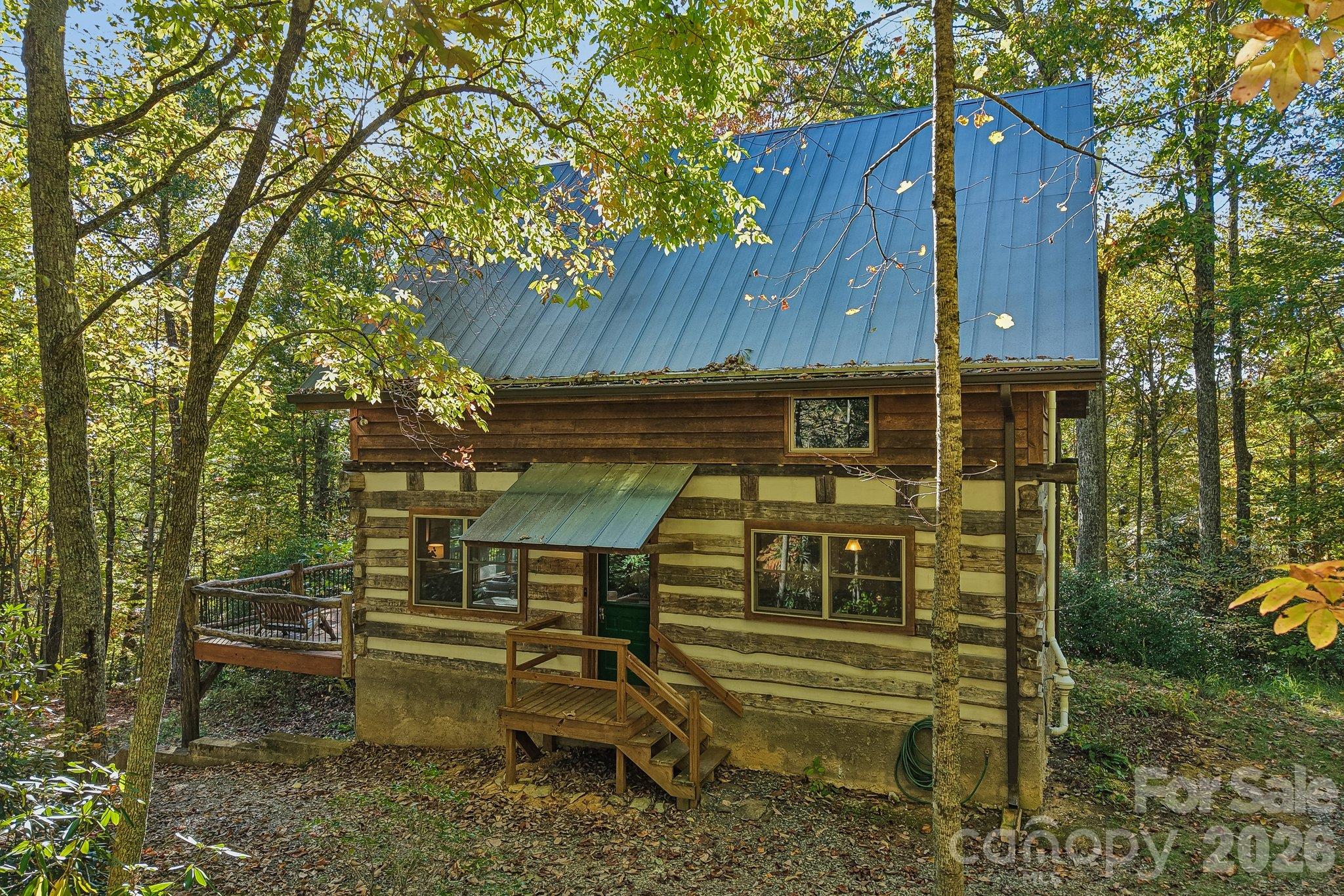 755 Hollyberry Lane
