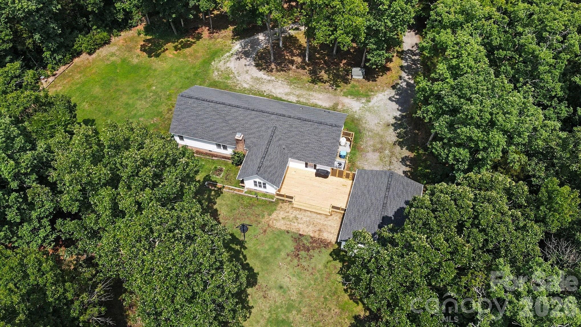 8900 Lazy Ridge Lane