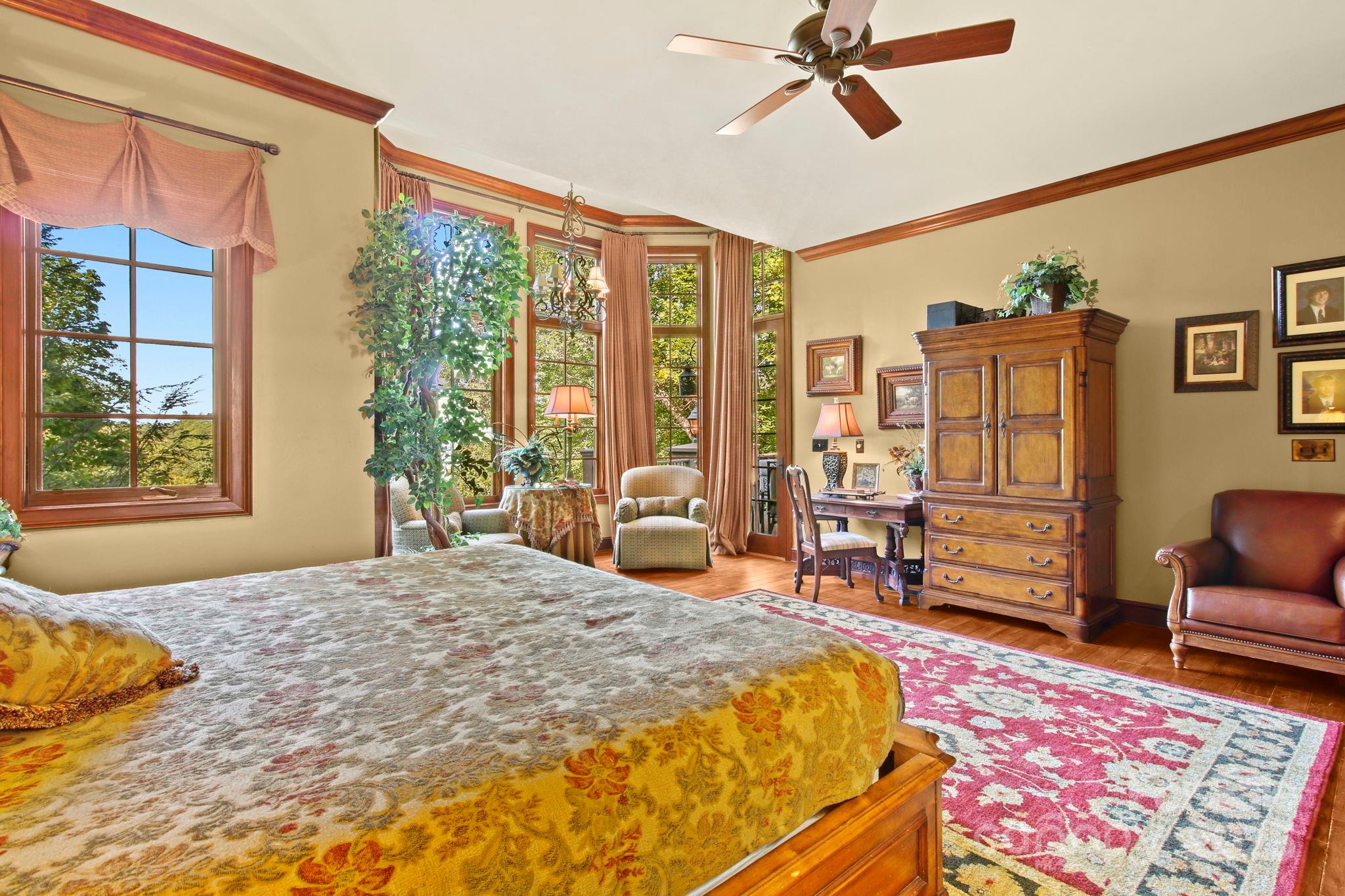 Boone, North Carolina 28607, United States, 4 Bedrooms Bedrooms, ,6 BathroomsBathrooms,Residential,Active,118340