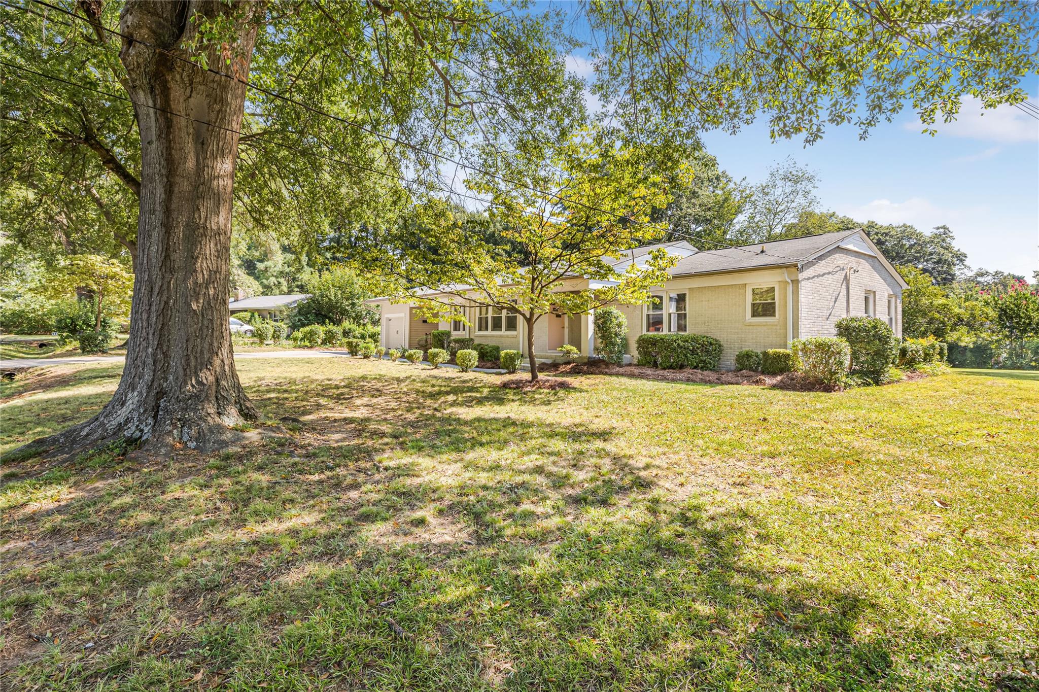 Roland Park - Residential