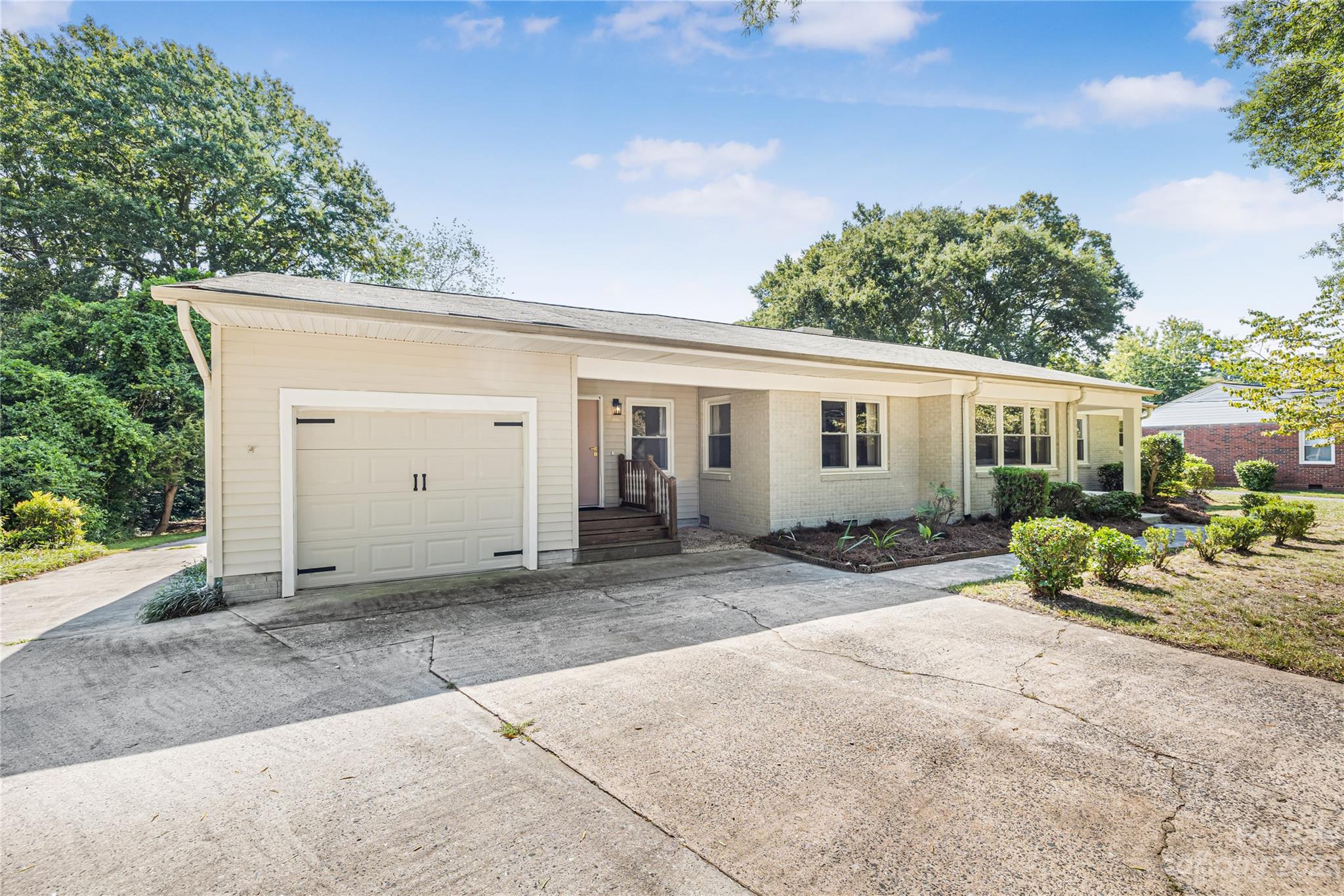 Roland Park - Residential