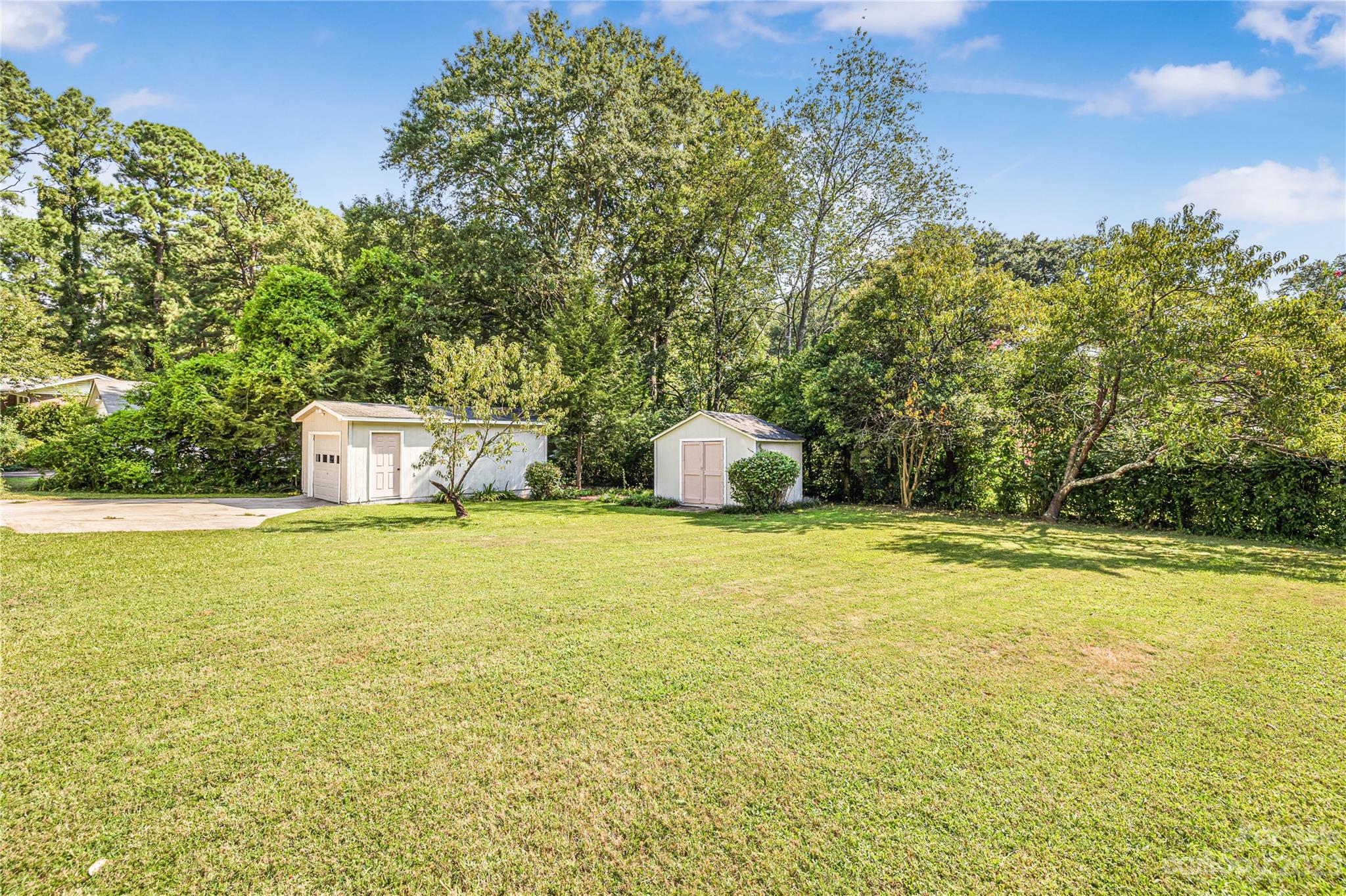 Roland Park - Residential