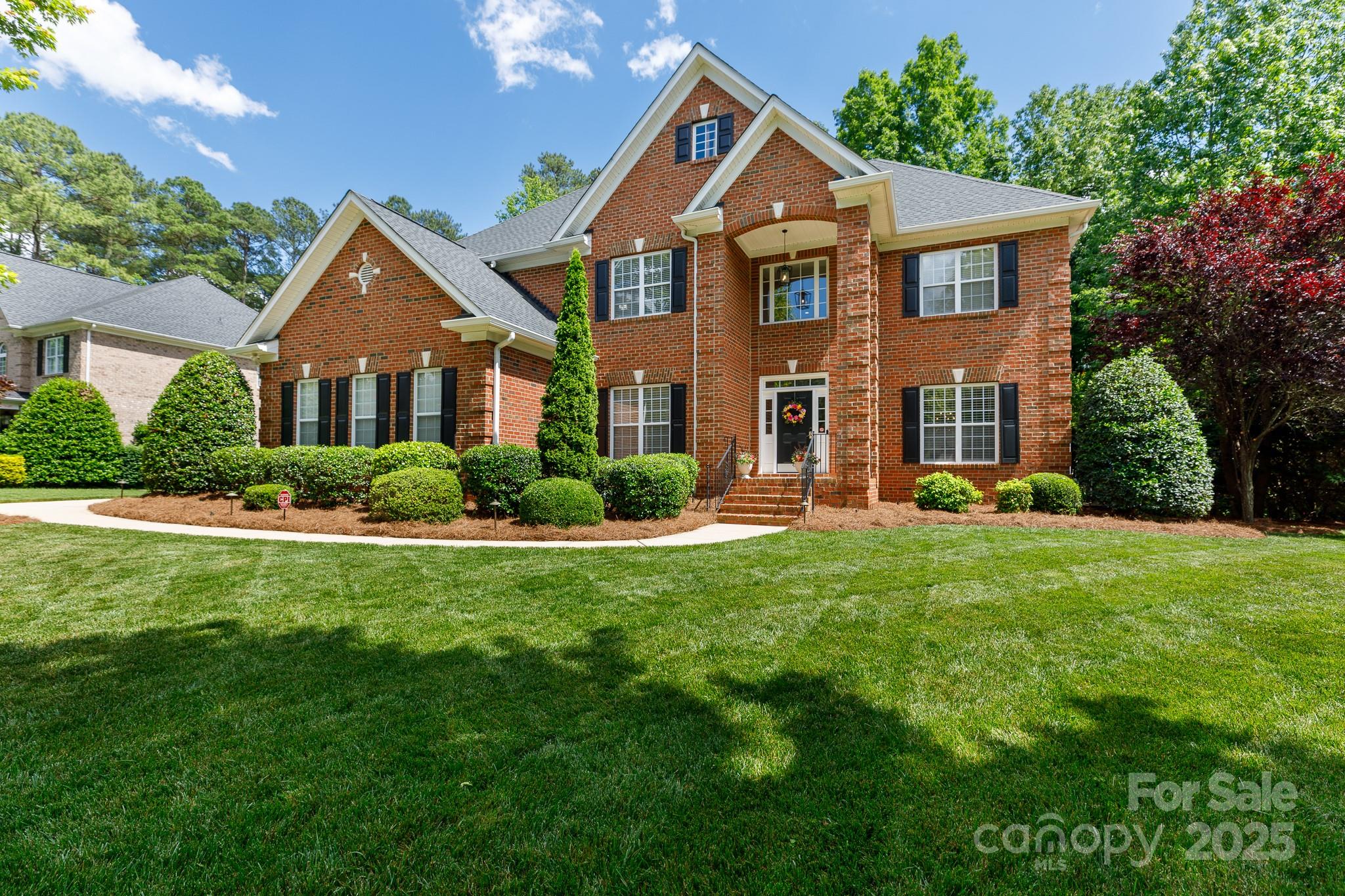 905 Patricians Lane