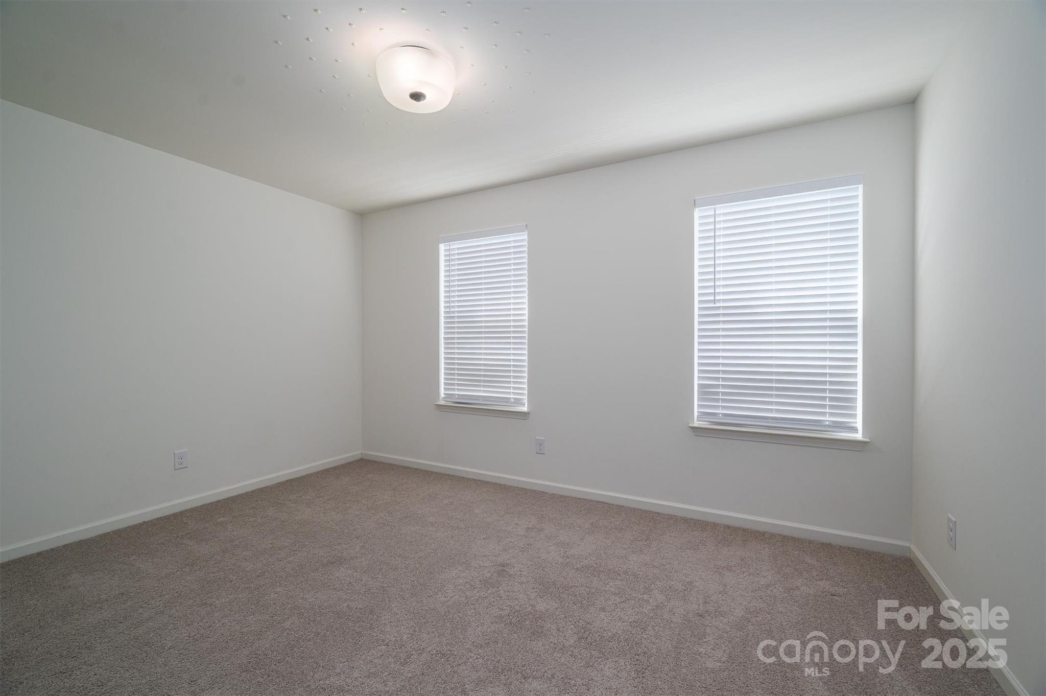 Troutman, North Carolina 28166, United States, 4 Bedrooms Bedrooms, ,3 BathroomsBathrooms,Residential,Under Contract,19261