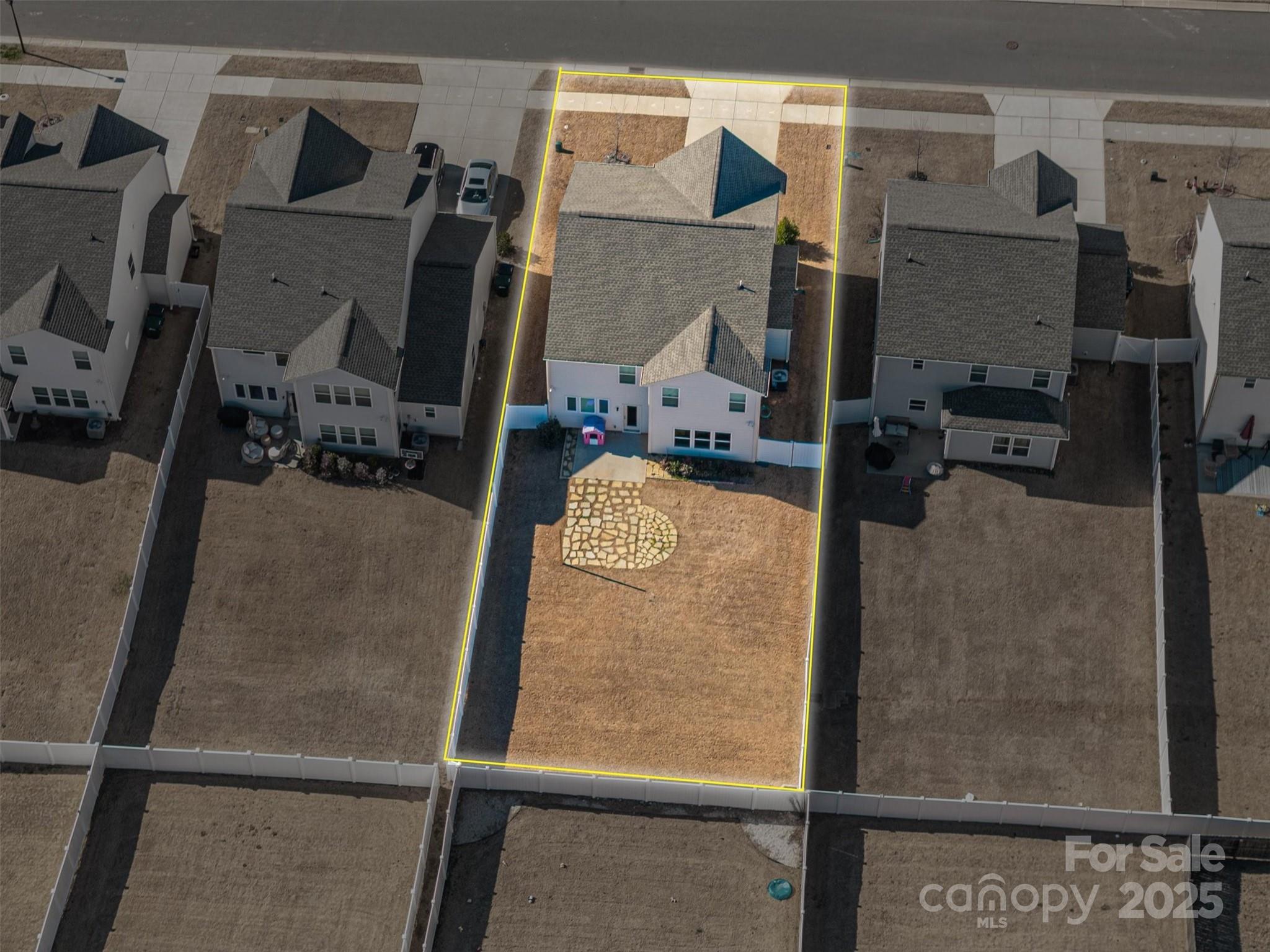 Troutman, North Carolina 28166, United States, 4 Bedrooms Bedrooms, ,3 BathroomsBathrooms,Residential,Under Contract,19261