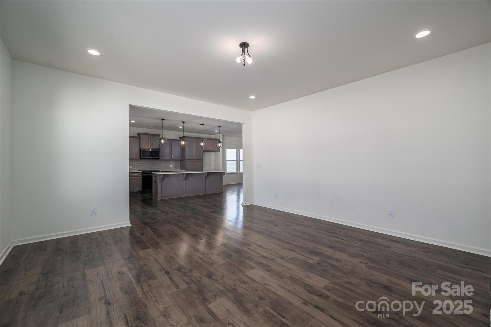 Troutman, North Carolina 28166, United States, 4 Bedrooms Bedrooms, ,3 BathroomsBathrooms,Residential,Under Contract,19261