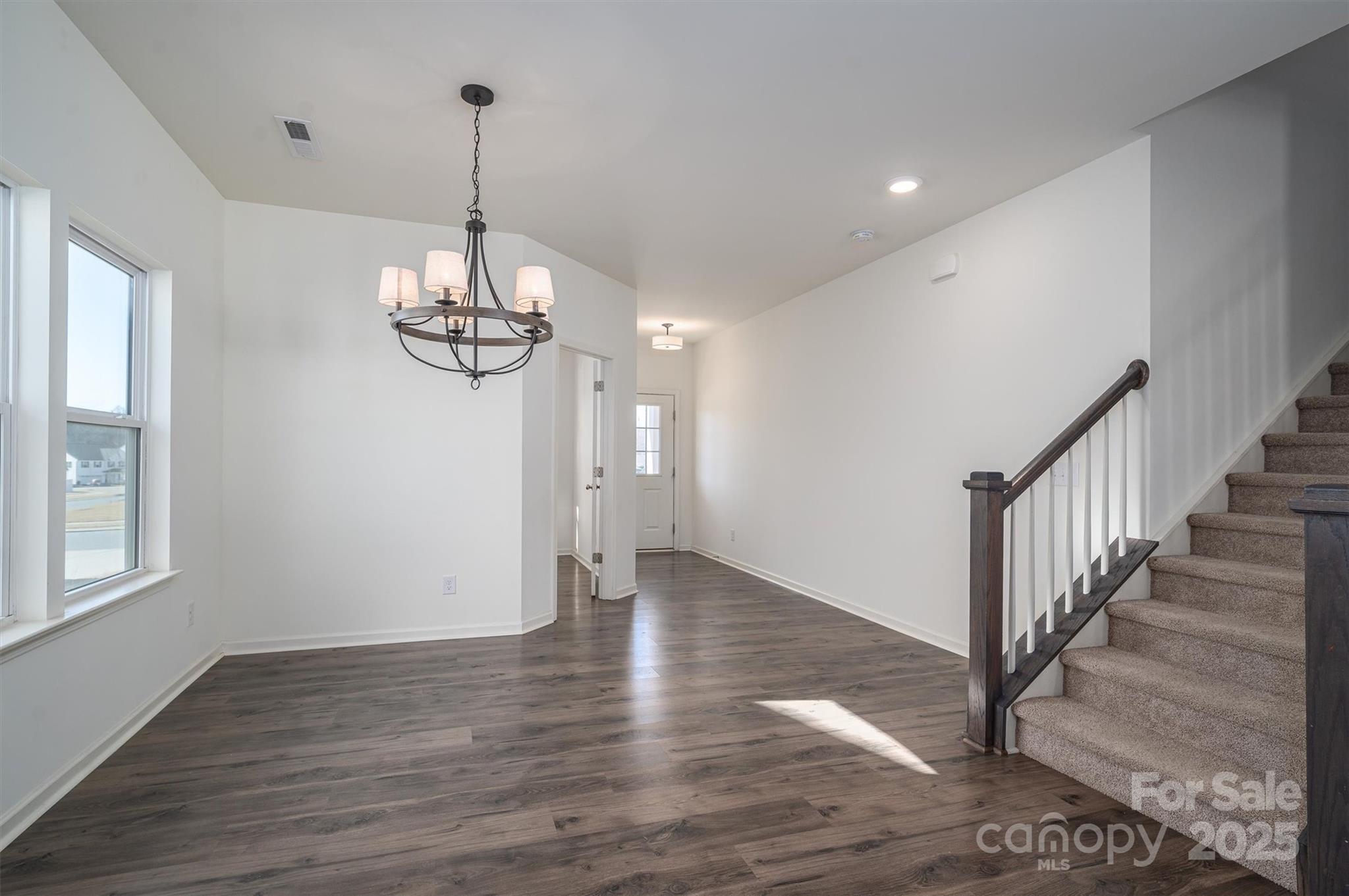 Troutman, North Carolina 28166, United States, 4 Bedrooms Bedrooms, ,3 BathroomsBathrooms,Residential,Under Contract,19261