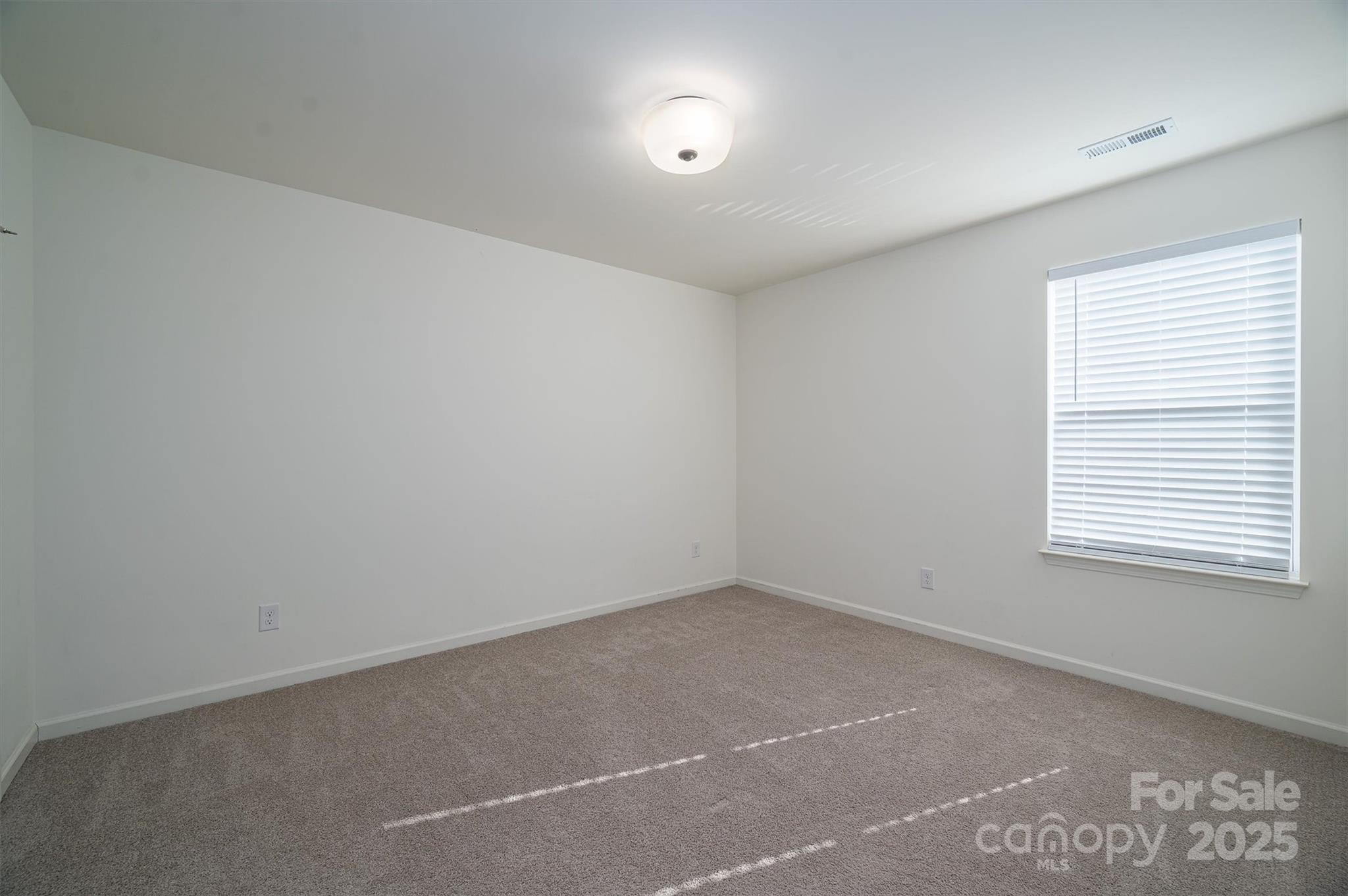 Troutman, North Carolina 28166, United States, 4 Bedrooms Bedrooms, ,3 BathroomsBathrooms,Residential,Under Contract,19261