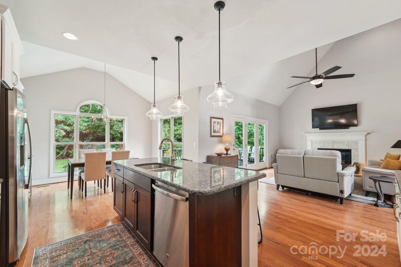 Seven Oaks - Residential