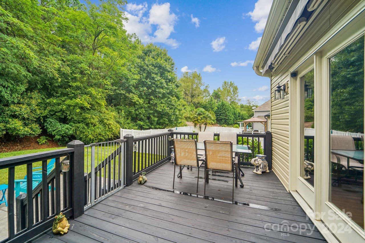 Seven Oaks - Residential