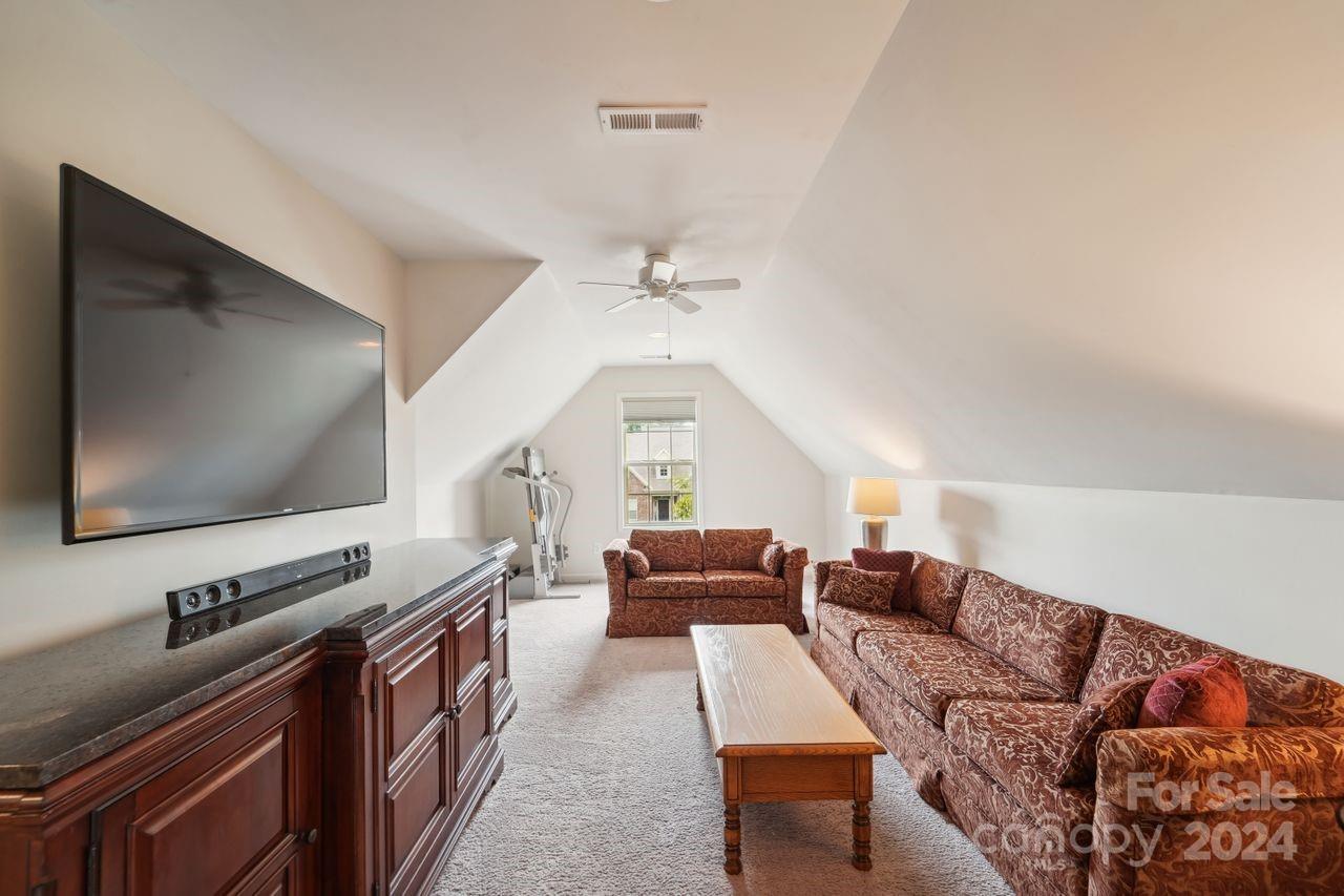 Seven Oaks - Residential