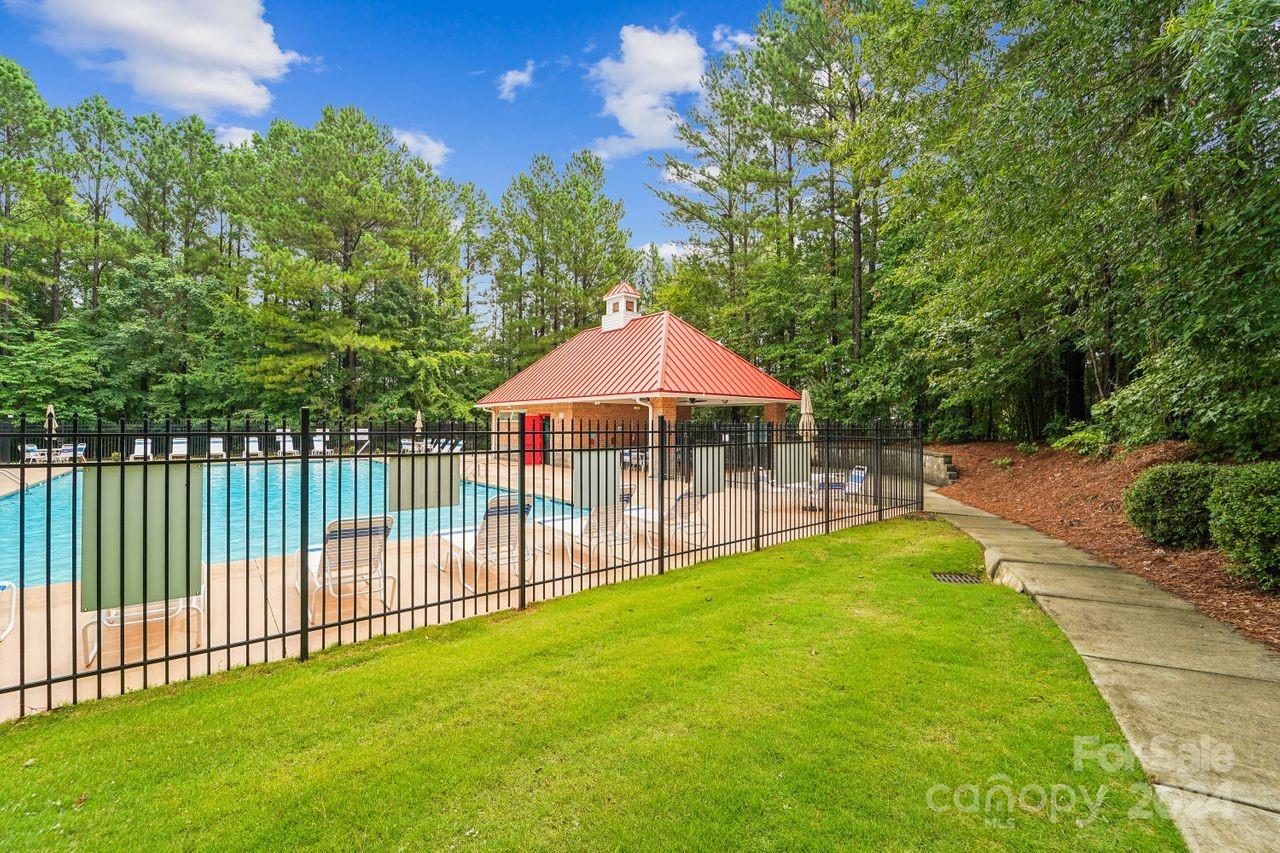 Seven Oaks - Residential