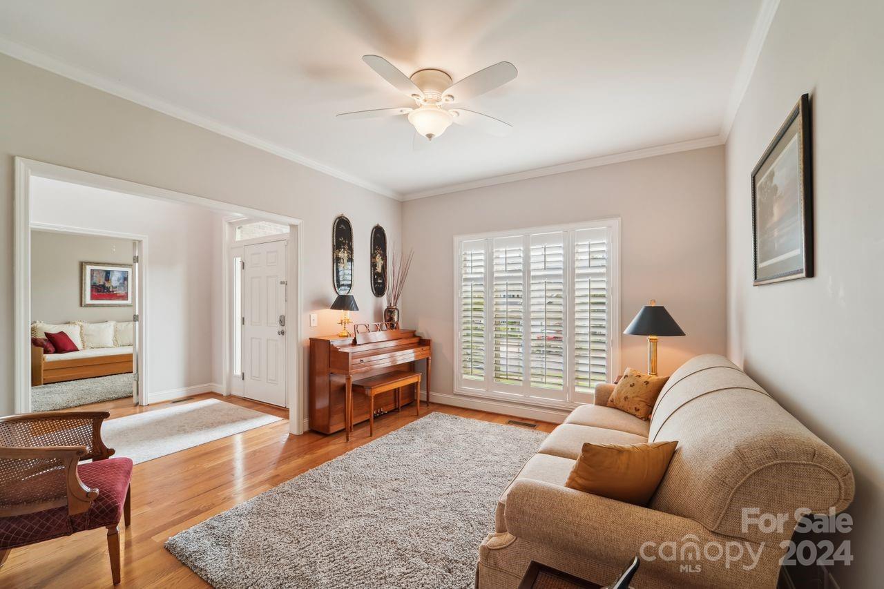 Seven Oaks - Residential