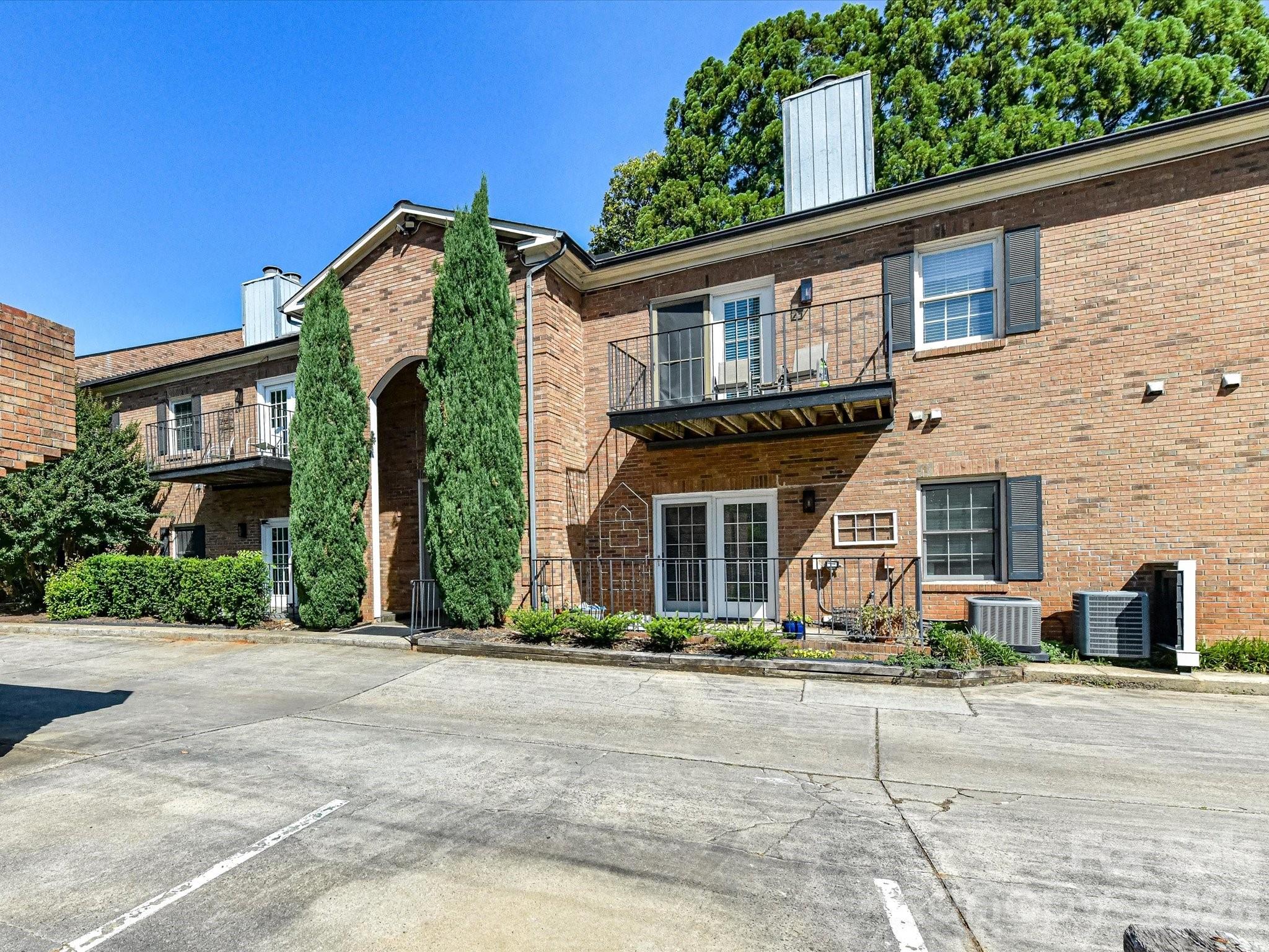 King John Condos - Residential