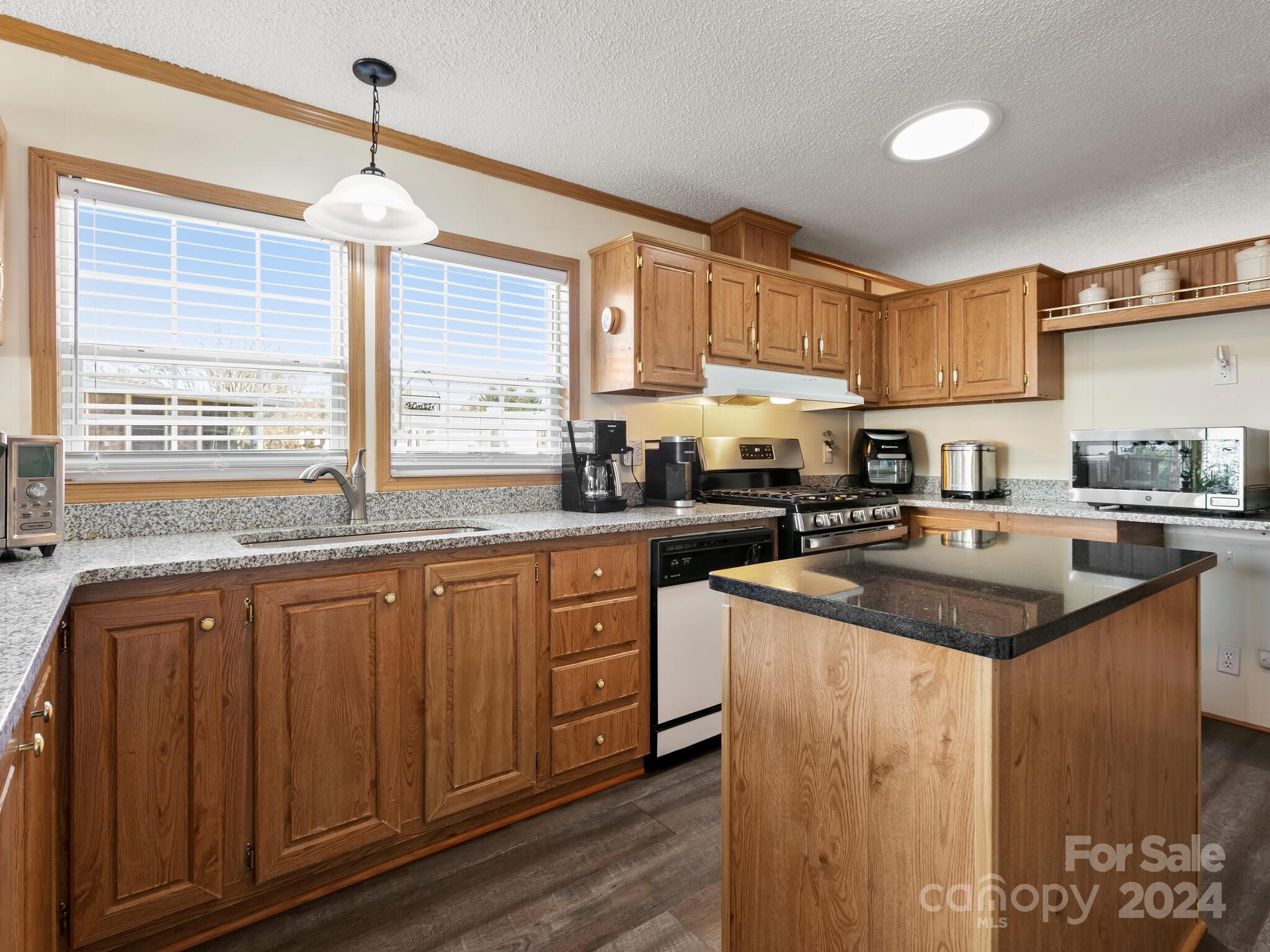 Riverwind - Residential