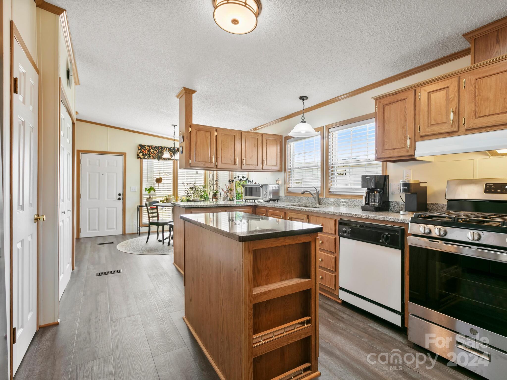 Riverwind - Residential