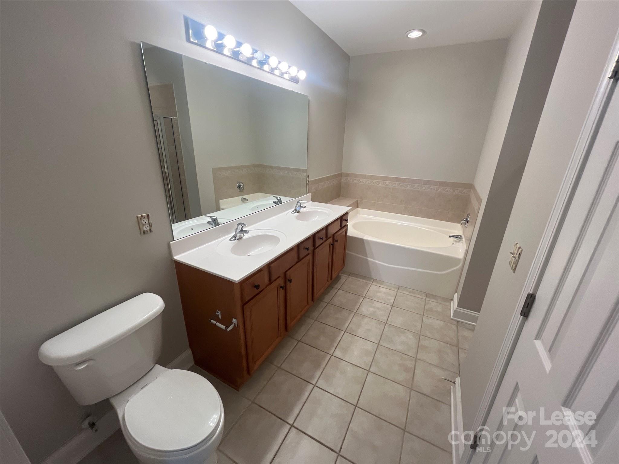 Edinburgh Square - Residential Lease