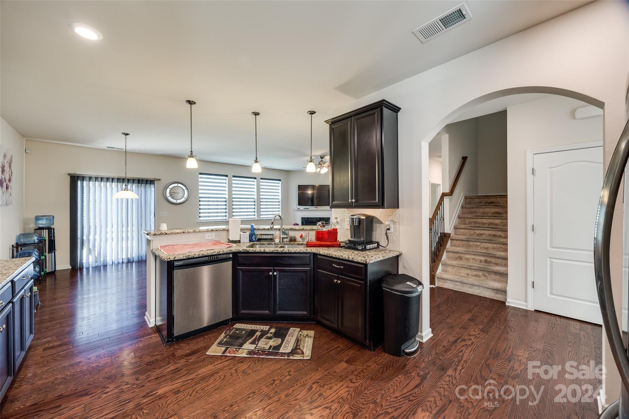 Chateau - Residential