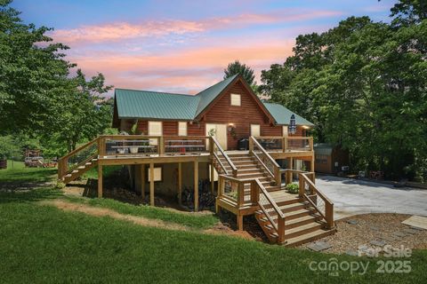 65 E Dream Street Hendersonville NC 28792