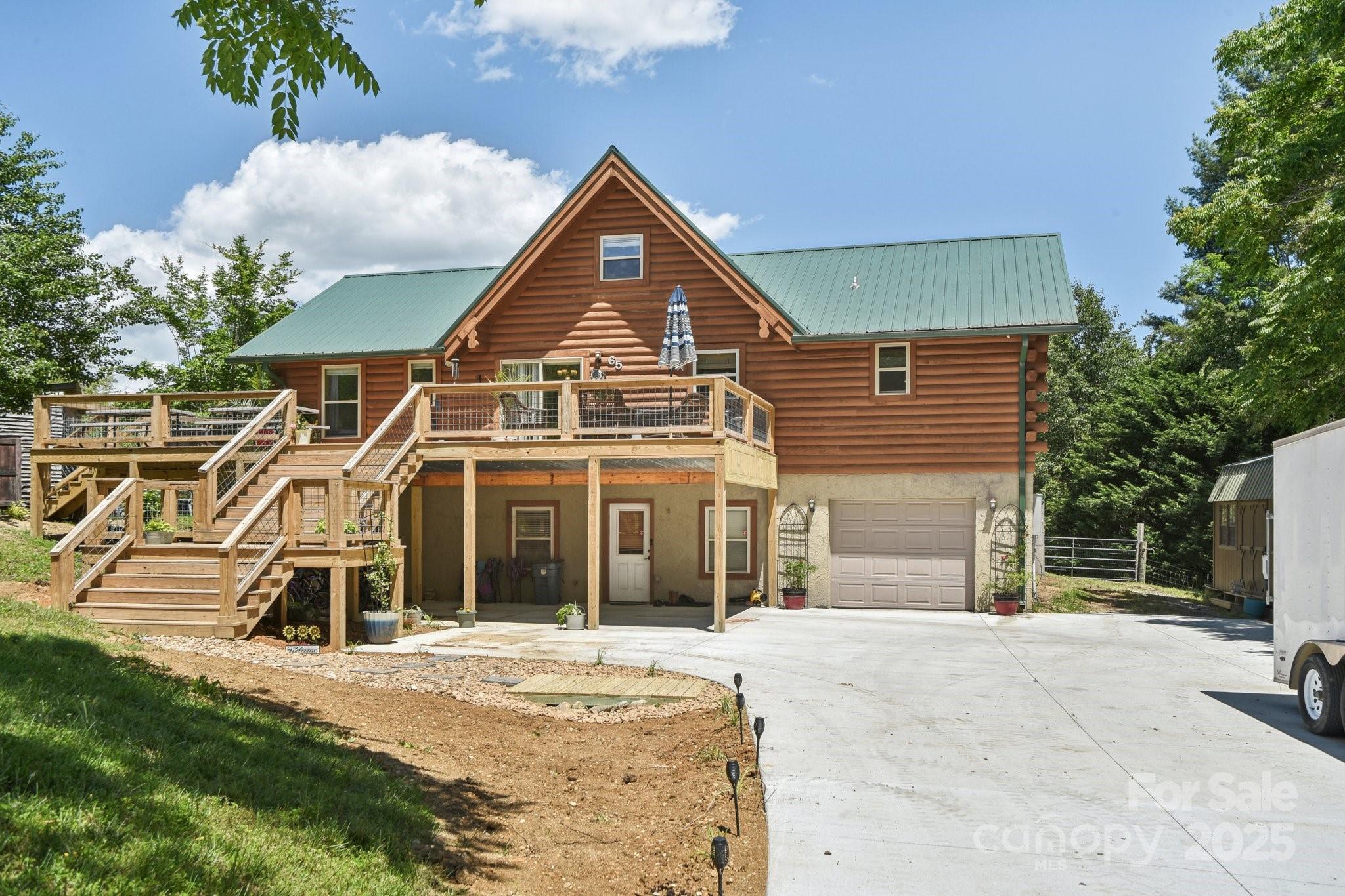 65 E Dream Street