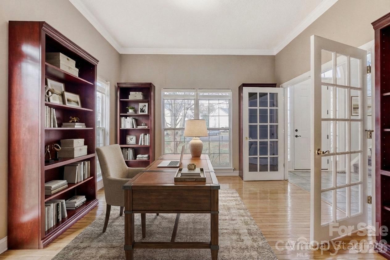 4700 Lone Tree Court