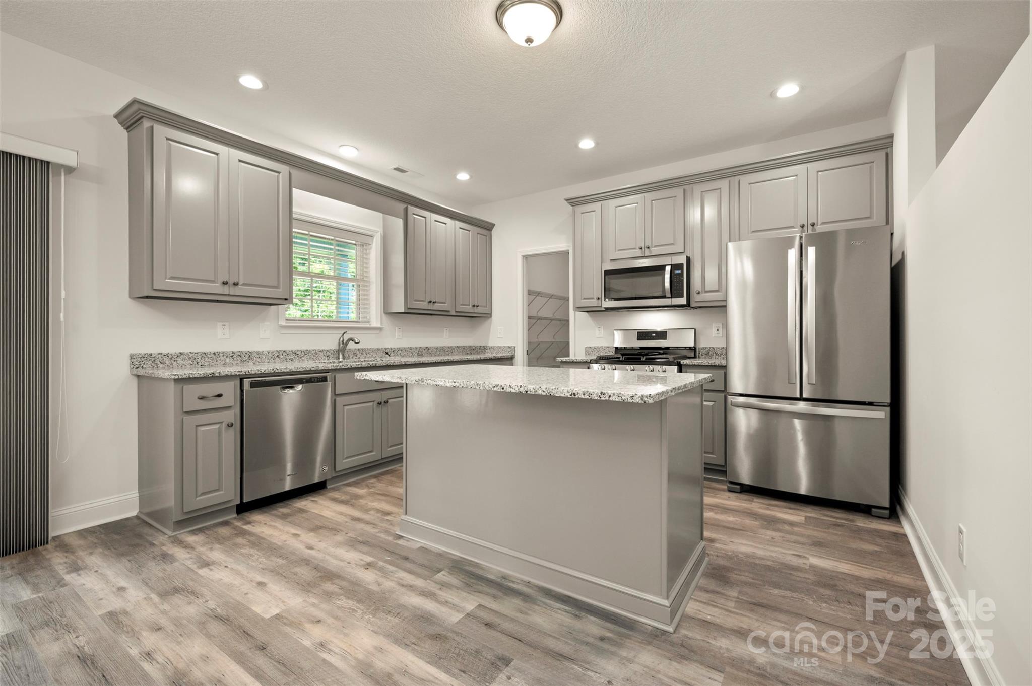 Sherman Estates - Residential