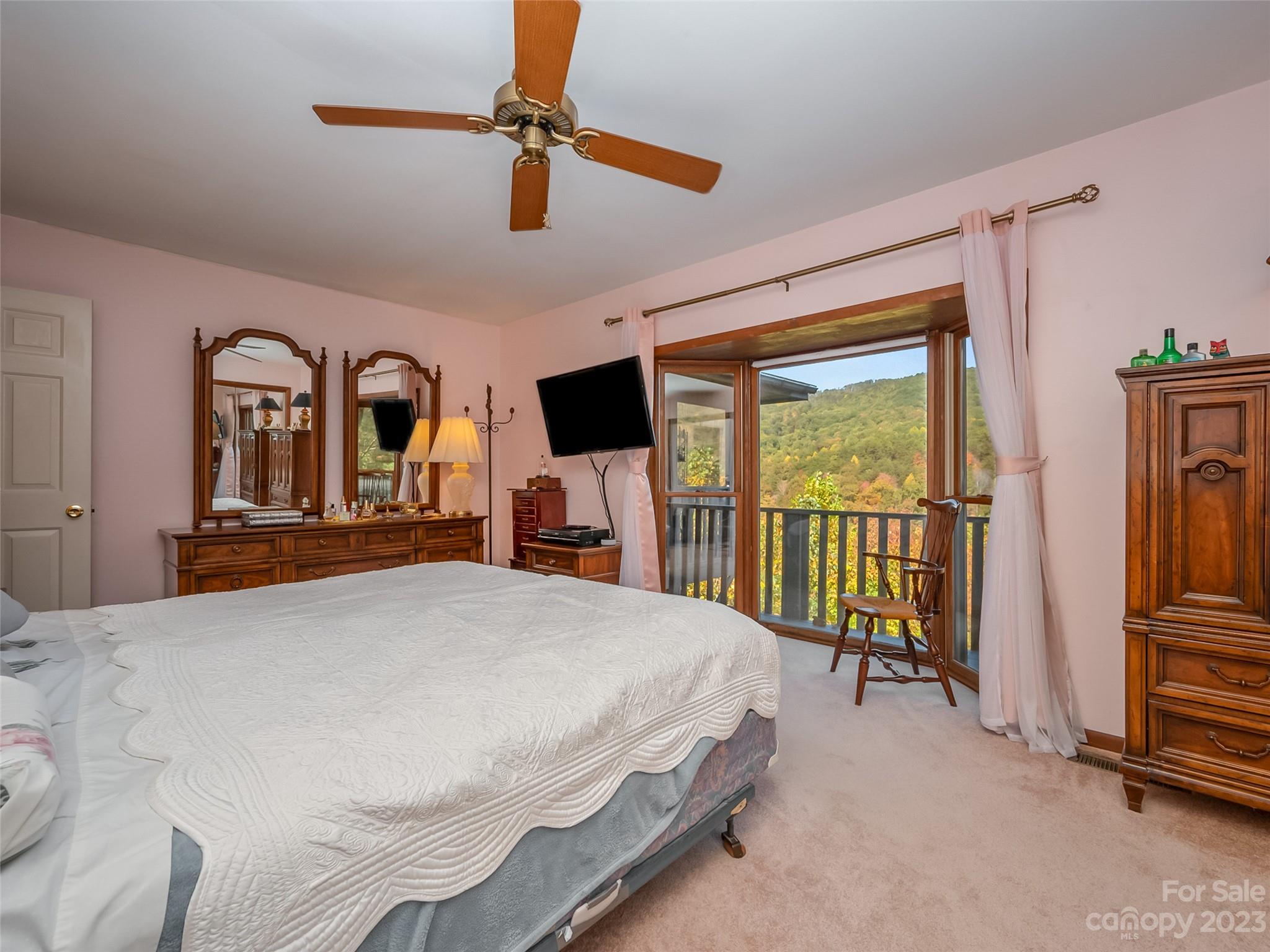 Rumbling Bald on Lake Lure - Residential