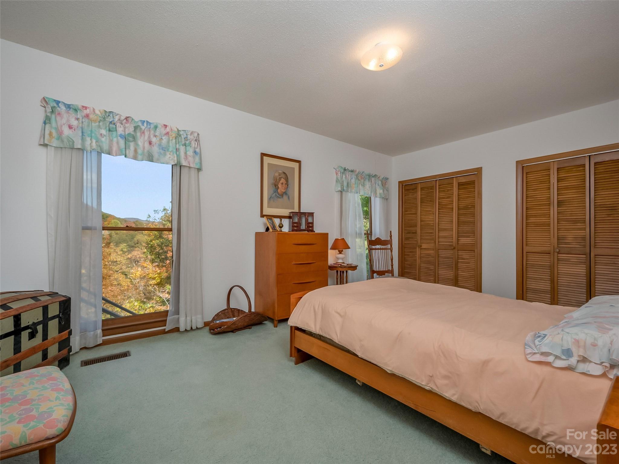 Rumbling Bald on Lake Lure - Residential