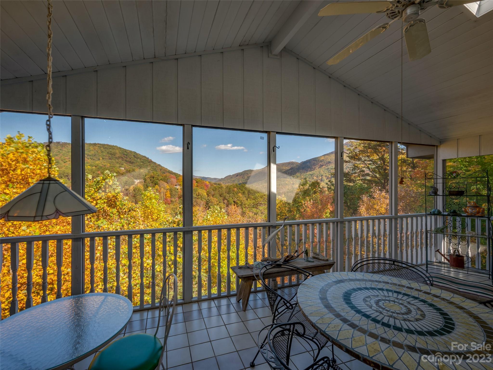 Rumbling Bald on Lake Lure - Residential