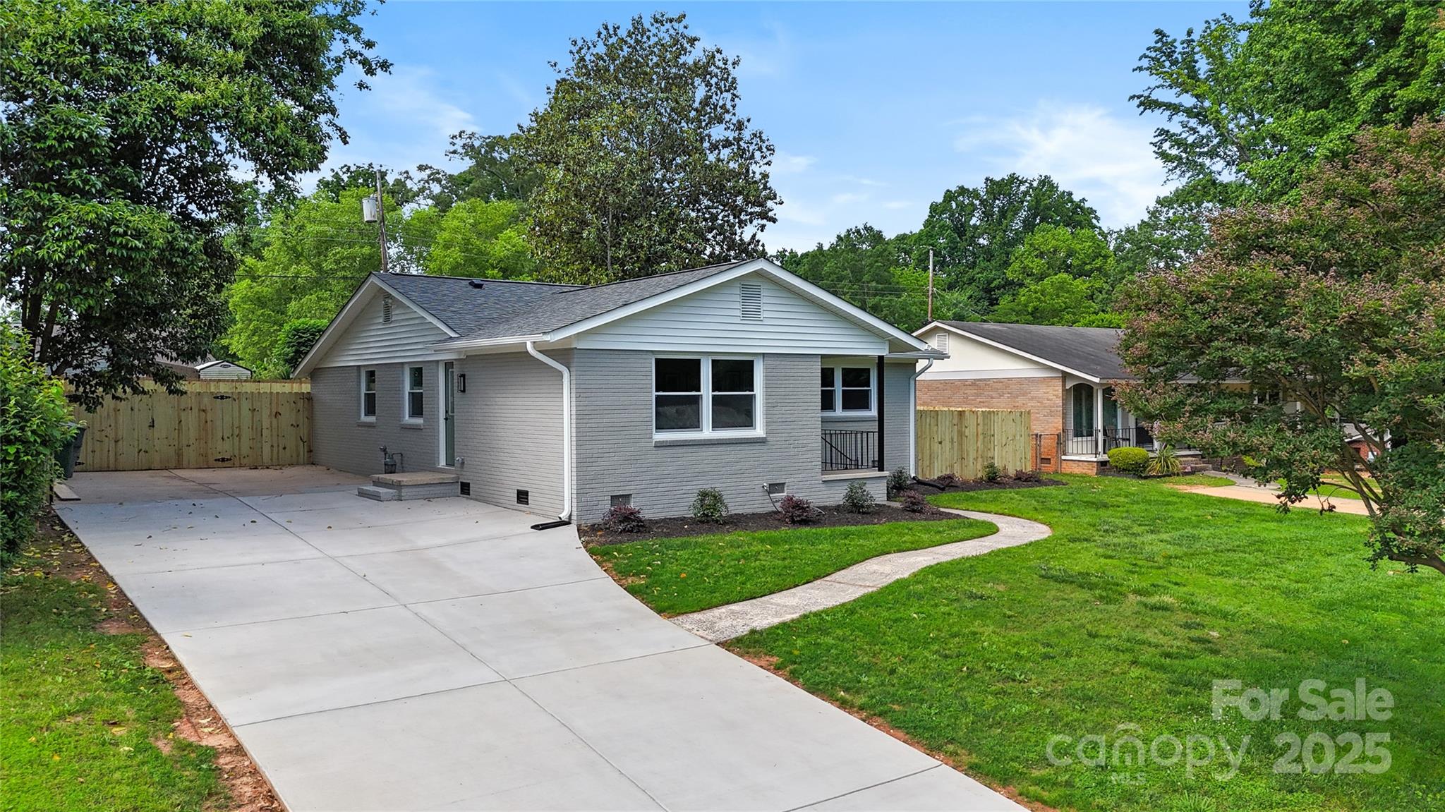 4042 Uppergate Lane