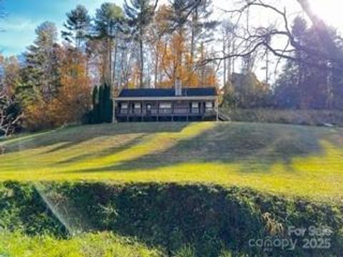 618 Brook Knoll Circle Weaverville NC 28787