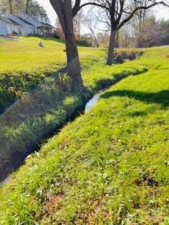 618 Brook Knoll Circle