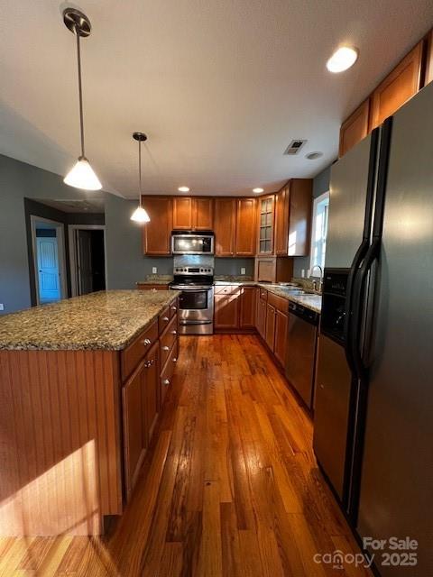 618 Brook Knoll Circle