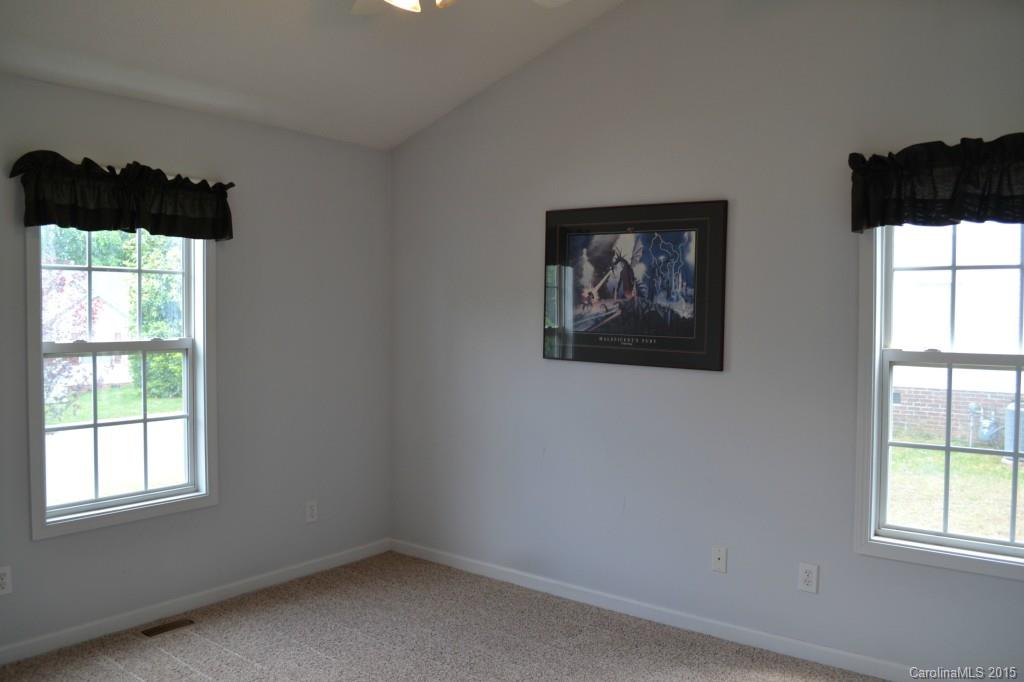 Avery Lake - Residential