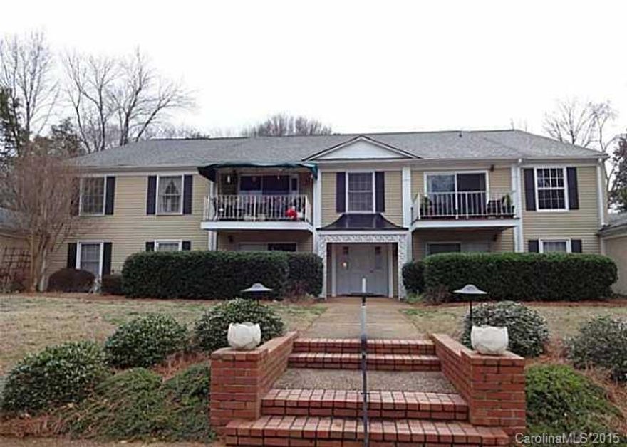 Great one bedroom, ground level condo! Three lakes, 2 pools, an elegant clubhouse, tennis courts and walking trails! Please NO pets! Washer and Dryer included. HOA covers all basic household expenses except the electricity utilized in units and cable services. Three miles from Southpark, two miles to parking from the light rail, two miles from I-485 and five miles to Ballantyne! $50 application fee for each applicant over the age of 18 who will be living in the home.