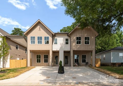 Photo of 2413 Pruitt Street, Charlotte, NC 28208 (MLS # 4327571)