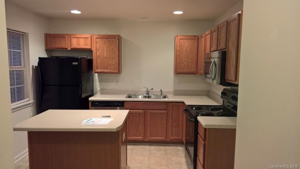 Oxford Commons - Residential Lease